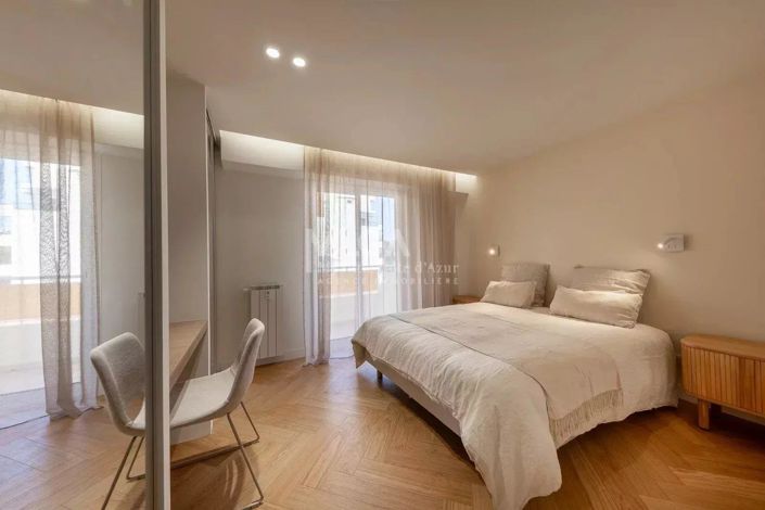 Image No.10-3 Bed Apartment for sale