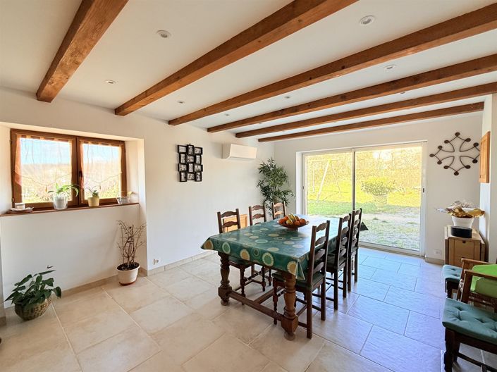 Image No.5-2 Bed House for sale