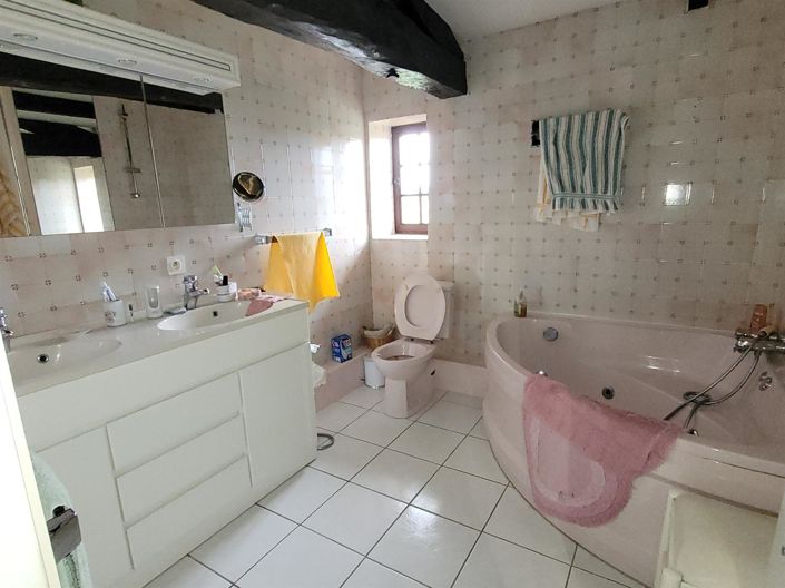 Image No.8-3 Bed Apartment for sale