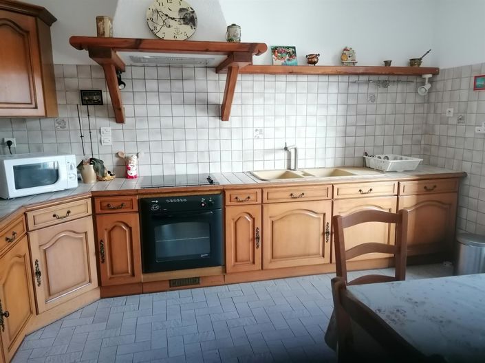 Image No.10-2 Bed House for sale