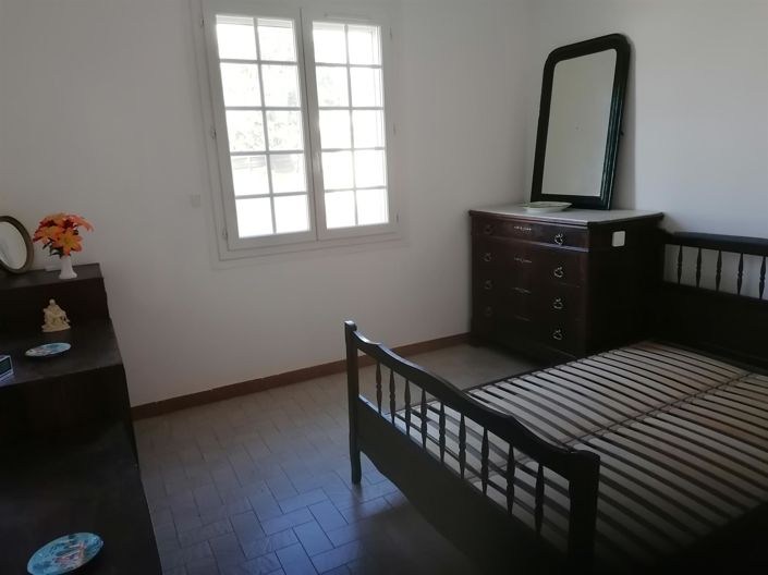 Image No.15-2 Bed House for sale