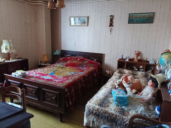 Image No.5-2 Bed House for sale