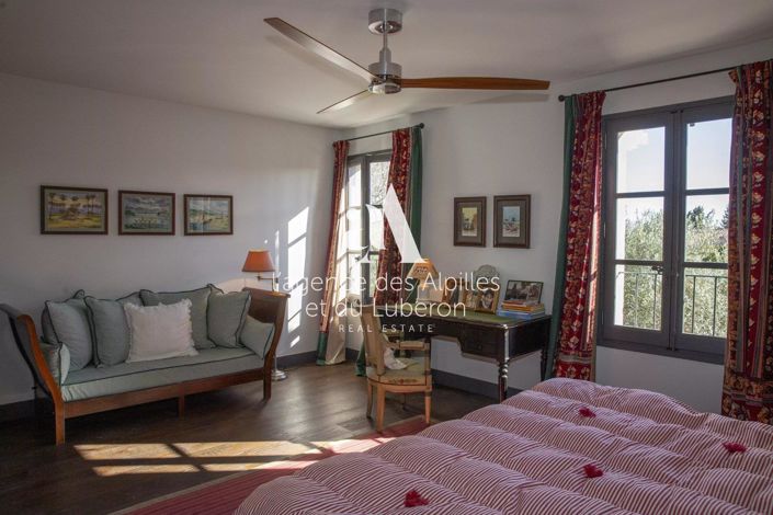 Image No.23-4 Bed House for sale