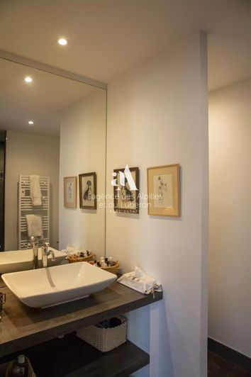 Image No.24-4 Bed House for sale