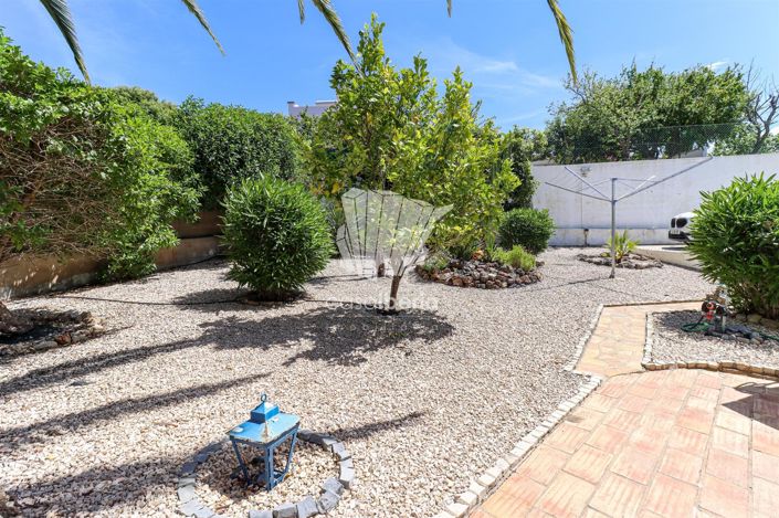 Image No.34-4 Bed House for sale