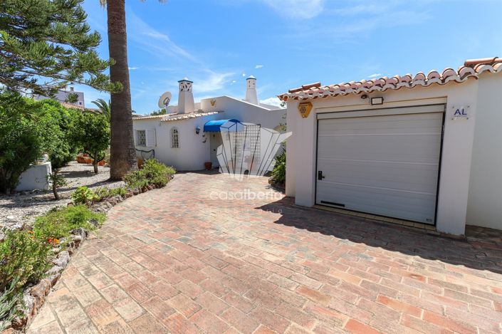 Image No.37-4 Bed House for sale