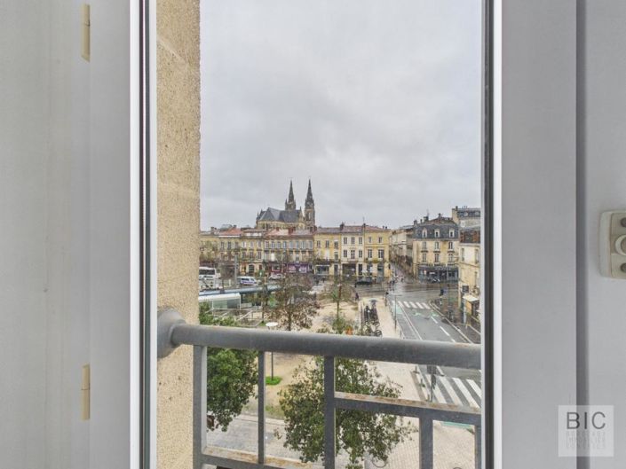 Image No.21-2 Bed Apartment for sale