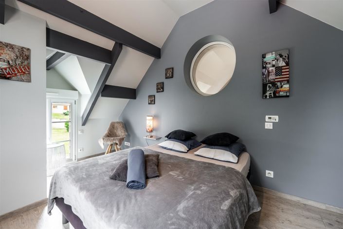 Image No.15-5 Bed House for sale