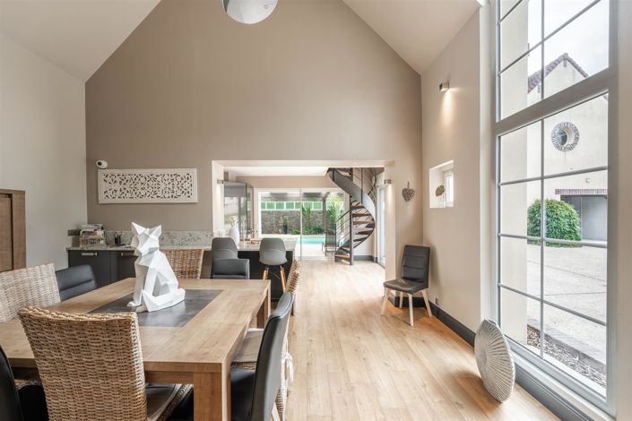 Image No.4-5 Bed House for sale