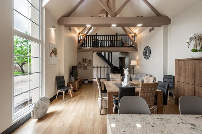 Image No.5-5 Bed House for sale