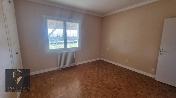 Image No.14-2 Bed House for sale