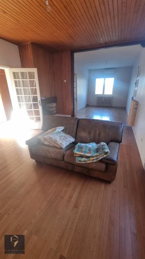 Image No.6-2 Bed House for sale