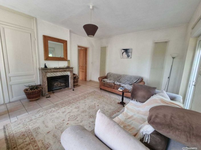 Image No.6-3 Bed House for sale