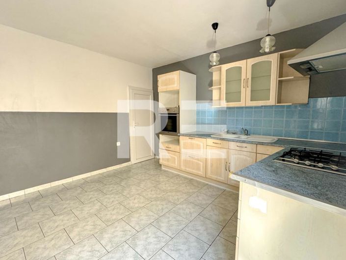 Image No.3-2 Bed House for sale