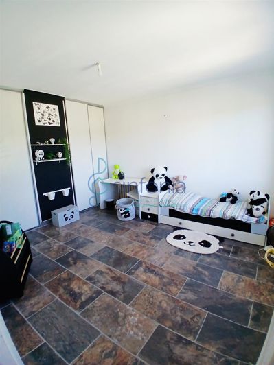 Image No.12-6 Bed House for sale