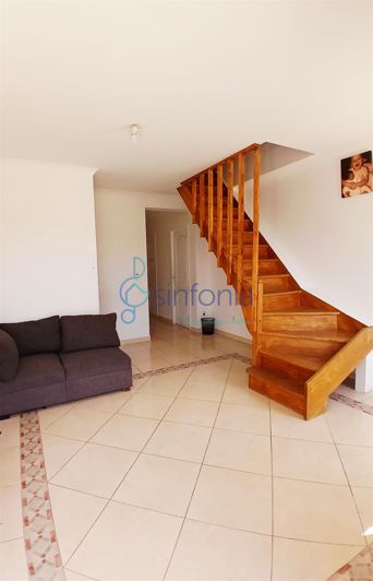 Image No.16-6 Bed House for sale