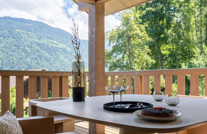 Image No.12-5 Bed House for sale