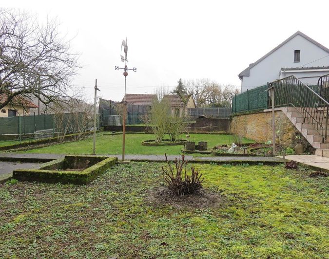 Image No.10-4 Bed House for sale