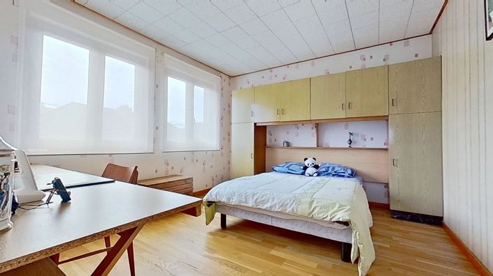 Image No.9-4 Bed House for sale