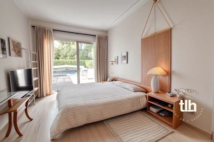 Image No.10-7 Bed House for sale