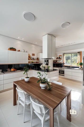 Image No.3-7 Bed House for sale