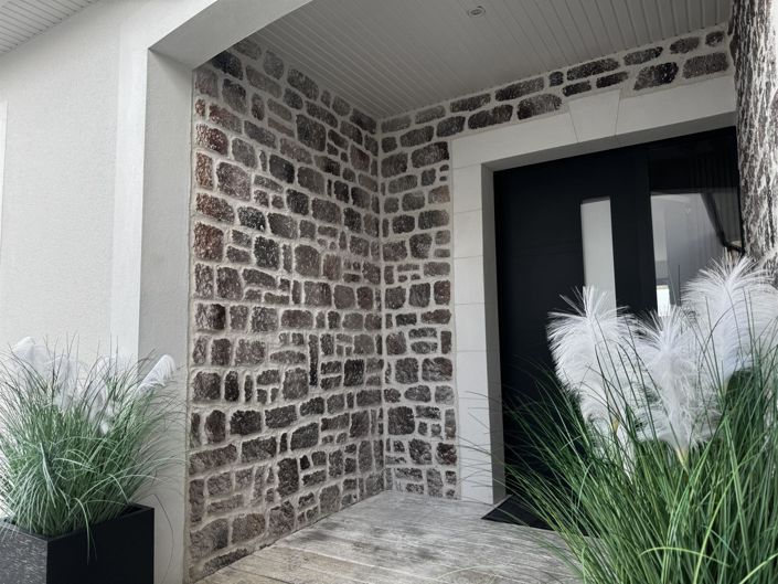 Image No.18-4 Bed Property for sale