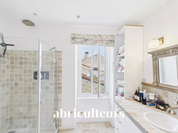 Image No.13-3 Bed House for sale