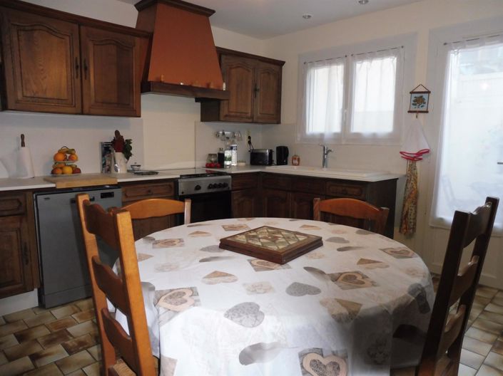 Image No.3-3 Bed House for sale