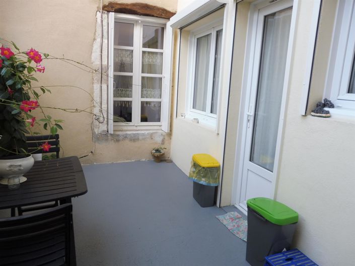 Image No.9-3 Bed House for sale