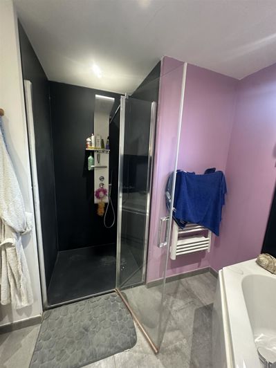 Image No.11-3 Bed House for sale