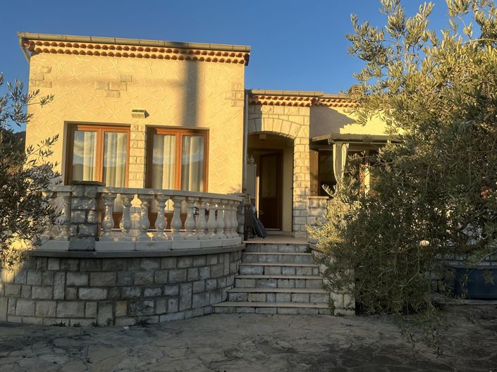 Image No.2-3 Bed House for sale