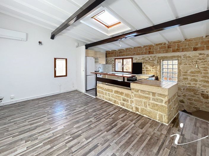 Image No.2-3 Bed House for sale