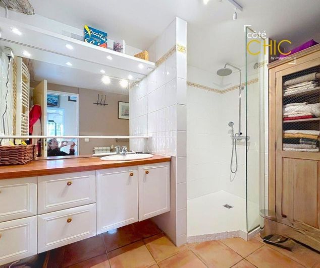 Image No.15-5 Bed House for sale