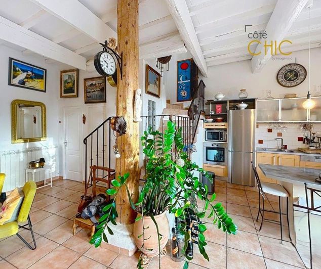 Image No.6-5 Bed House for sale