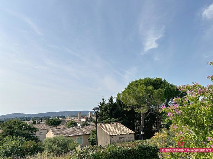 Image No.2-4 Bed House for sale