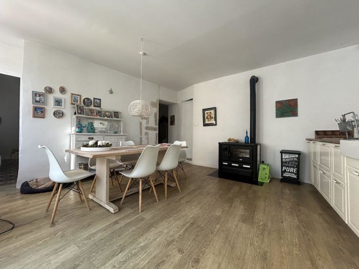 Image No.2-3 Bed House for sale