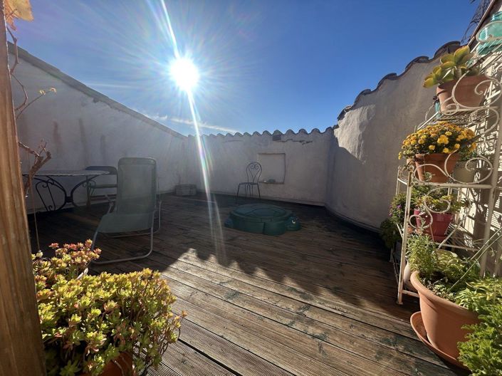 Image No.3-3 Bed House for sale