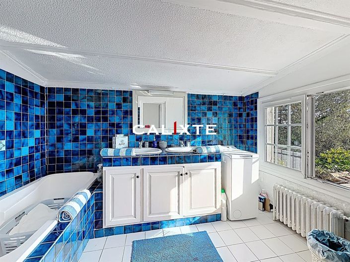 Image No.15-2 Bed House for sale