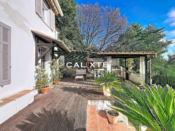 Image No.5-2 Bed House for sale