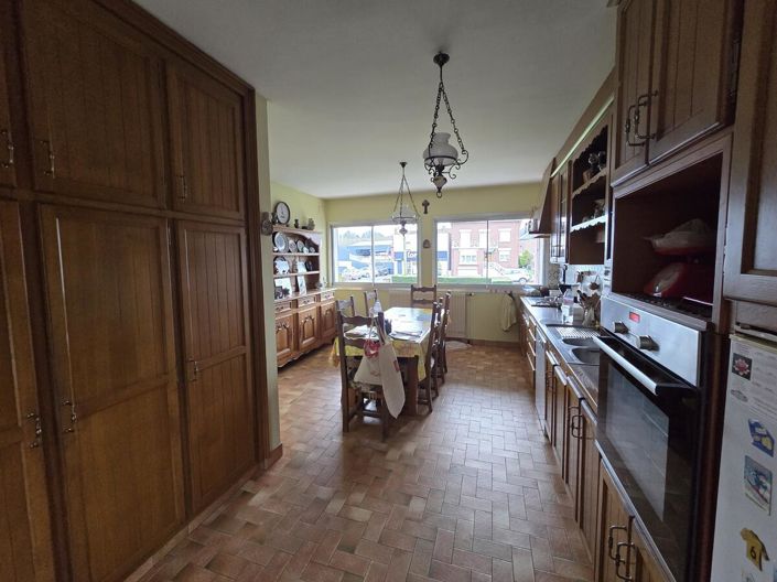 Image No.10-4 Bed House for sale