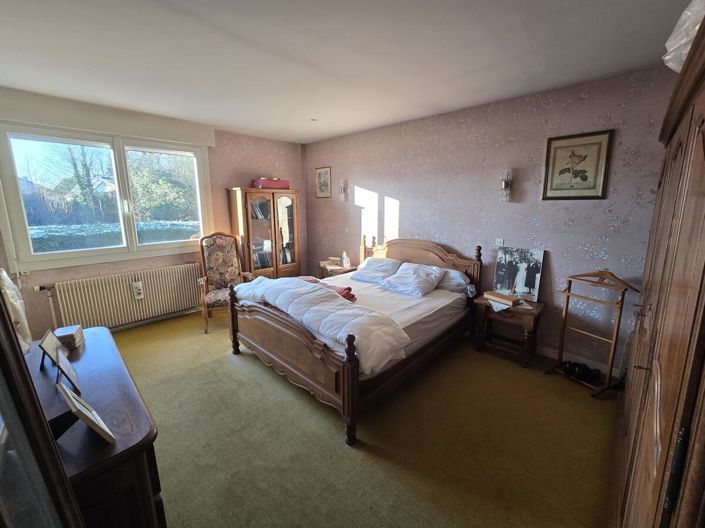 Image No.7-4 Bed House for sale