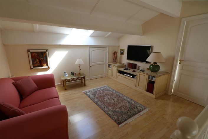 Image No.8-Appartement de 2 chambres à vendre à Saint-Raphael