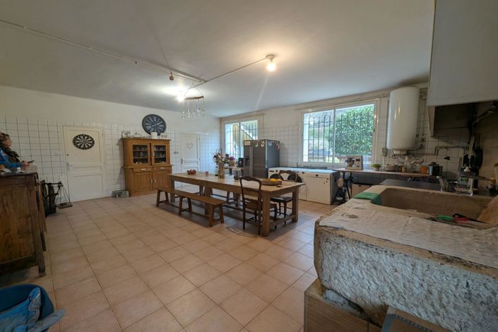 Image No.12-14 Bed House for sale