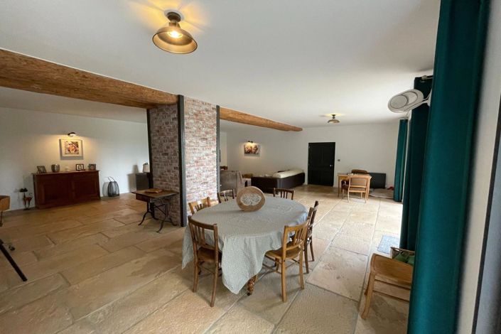 Image No.17-14 Bed House for sale