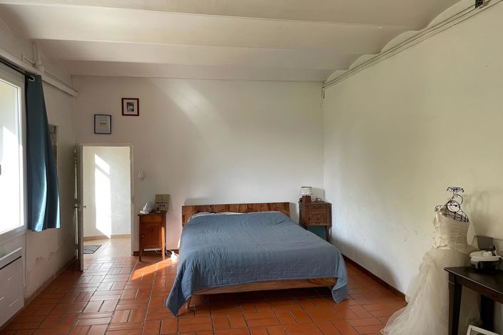 Image No.18-14 Bed House for sale