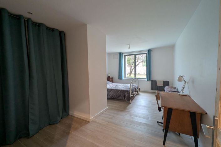 Image No.20-14 Bed House for sale