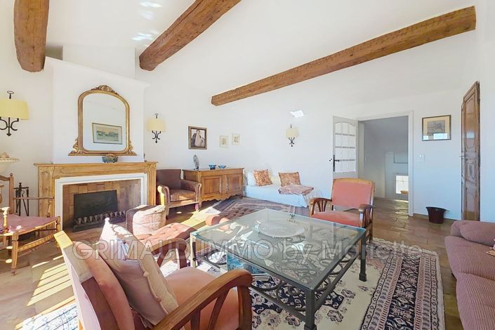 Image No.5-2 Bed House for sale