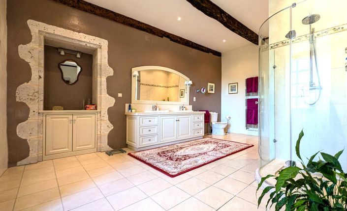 Image No.19-Propriété de 7 chambres à vendre à L'Isle-Jourdain