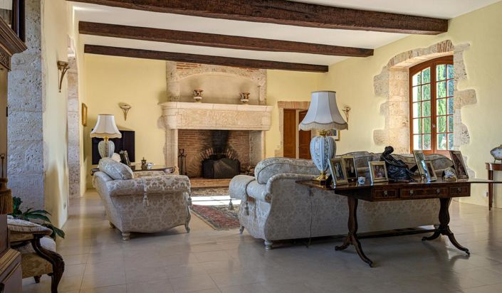 Image No.8-Propriété de 7 chambres à vendre à L'Isle-Jourdain