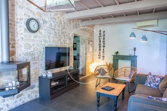 Image No.5-5 Bed House for sale